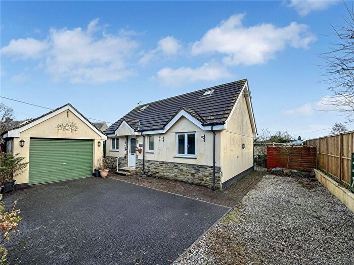 3 Bedroom Detached House For Sale In Fore Street, Lifton, PL16