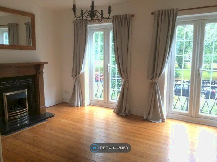 2 Bedroom Flat To Rent In Muirhead Avenue, Liverpool, L13