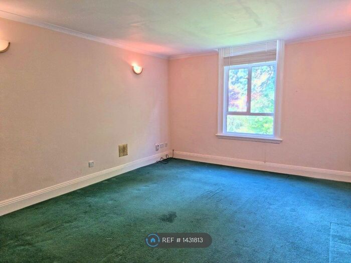 2 Bedroom Flat To Rent In York Road, Edgbaston, Birmingham, B16
