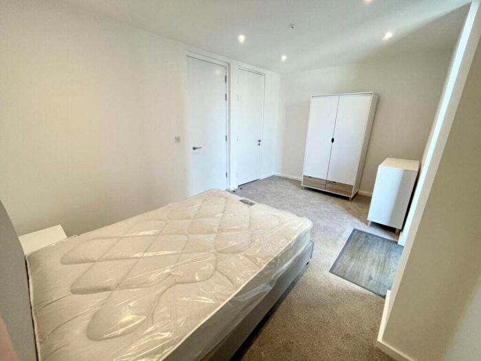 2 Bedroom Apartment To Rent In Element, Uptown Riverside, Manchester, M3