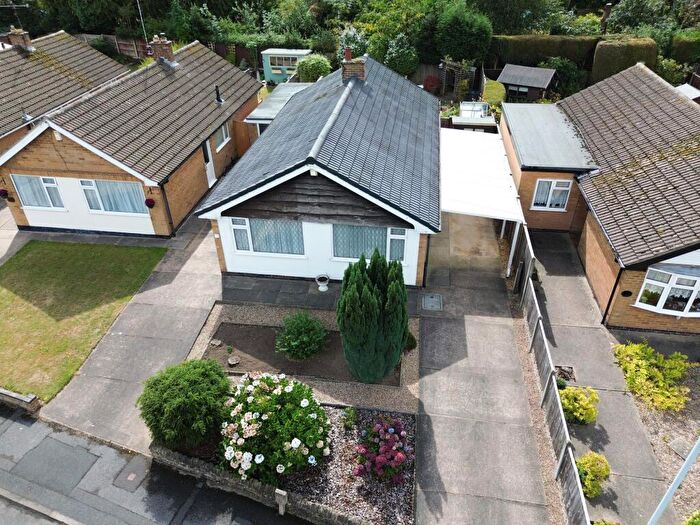 2 Bedroom Detached Bungalow For Sale In Leslie Grove, Calverton, Nottingham, NG14