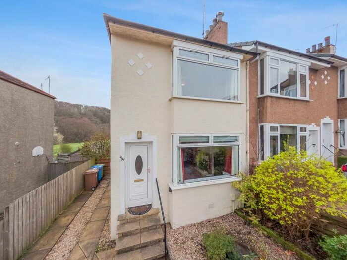 2 Bedroom End Of Terrace House To Rent In Moray Gardens, Clarkston, Glasgow, G76