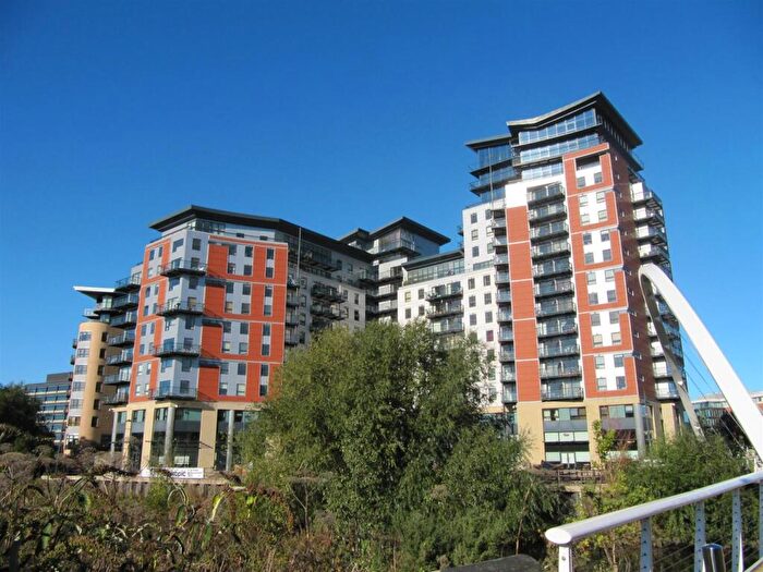 1 Bedroom Apartment To Rent In Whitehall Waterfront, Leeds, LS1