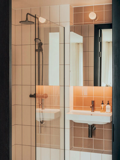 1 Bedroom Apartment For Sale In Vabel Lawrence Ii, London, N15