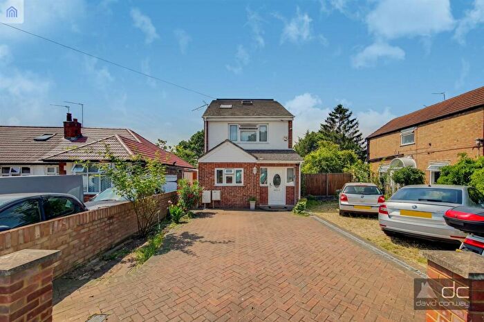 3 Bedroom Detached House To Rent In Corbins Lane, South Harrow, HA2