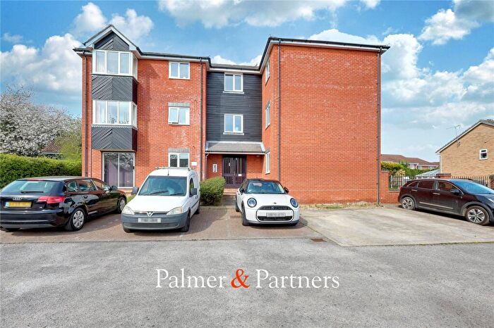 1 Bedroom Apartment For Sale In Ranger Walk, Colchester, Essex, CO2