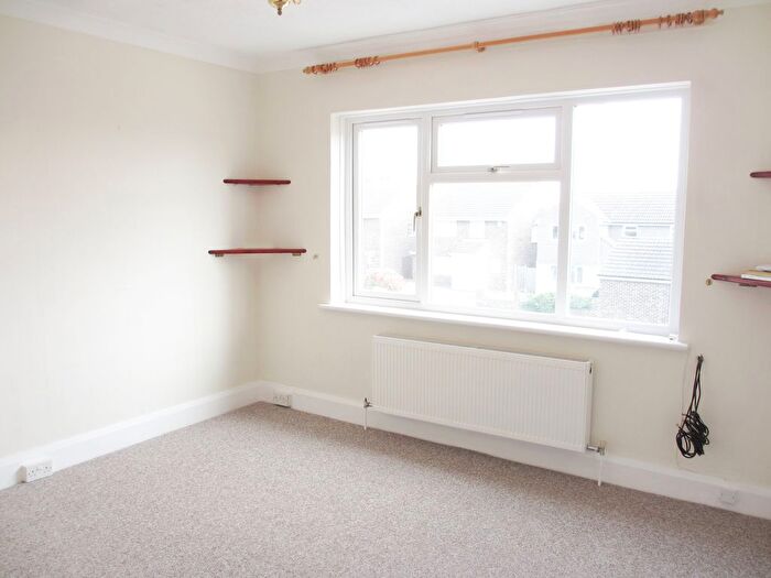 1 Bedroom Flat To Rent In Swaines Industrial Estate, Ashingdon Road, Rochford, SS4