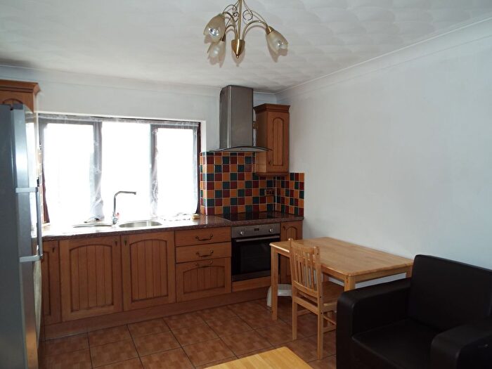 2 Bedroom Property To Rent In Lilac Court, London, E13