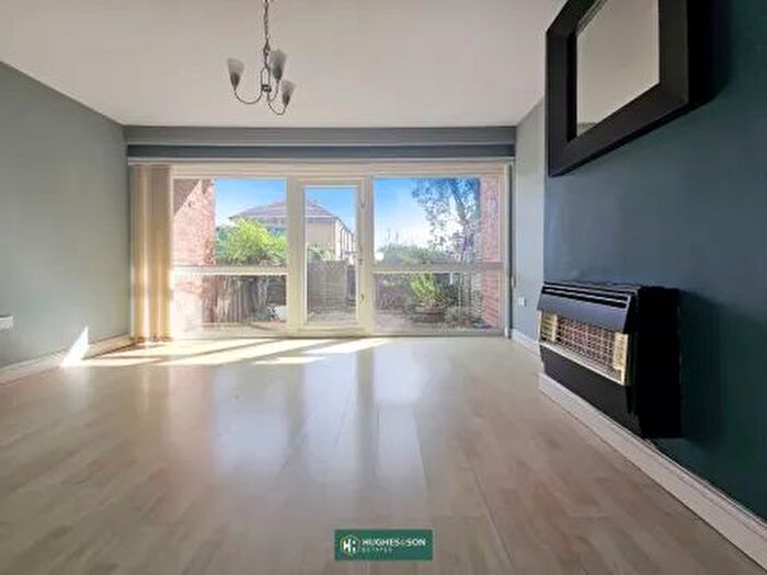 2 Bedroom Maisonette For Sale In Sewall Highway, Coventry, West Midlands, CV2