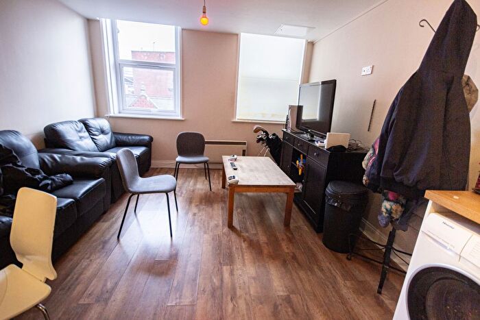 3 Bedroom Flat To Rent In The Gatehouse, St. Andrews Street, Newcastle Upon Tyne, NE1