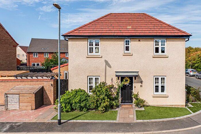 4 Bedroom Detached House For Sale In , Spriggs Close, Burton Latimer, Kettering, NN15