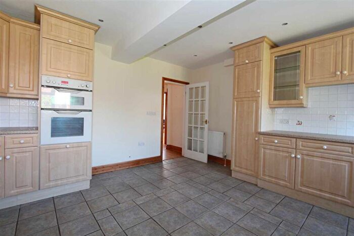 5 Bedroom Semi-Detached House To Rent In Wetheral Drive, Stanmore, HA7