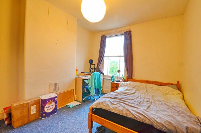 5 Bedroom Terraced House To Rent In Dongola Road, Bristol, BS7