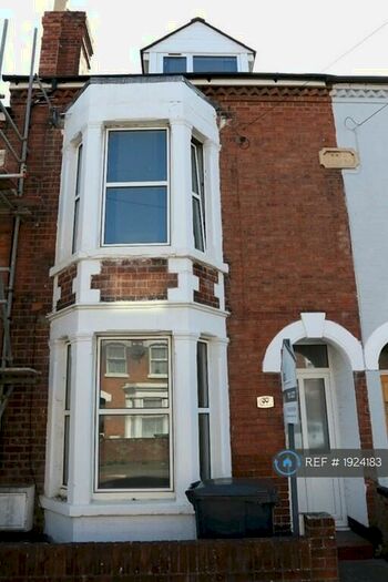 6 Bedroom Terraced House To Rent In Derby Road, Gloucester, GL1