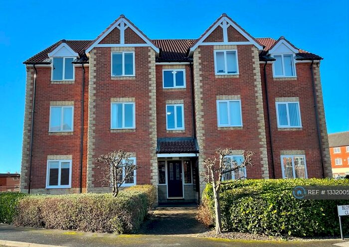 2 Bedroom Flat To Rent In Blossom Close, Darlington, DL3