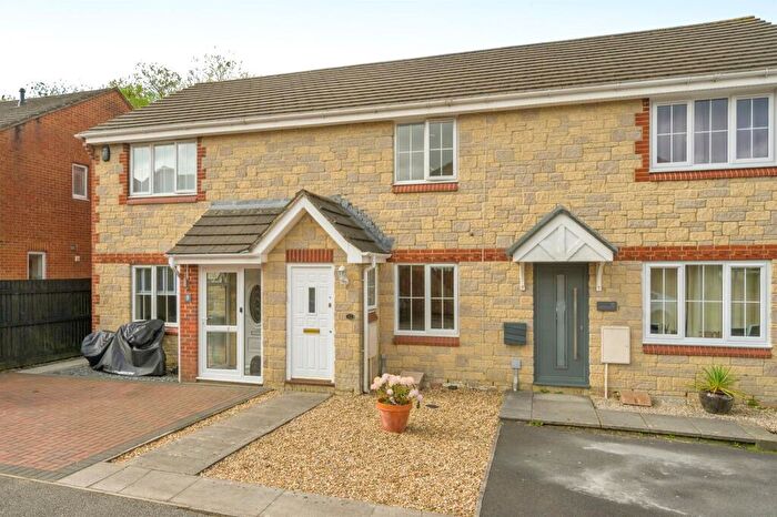 2 Bedroom Terraced House For Sale In Bridle Close, Plymouth, PL7