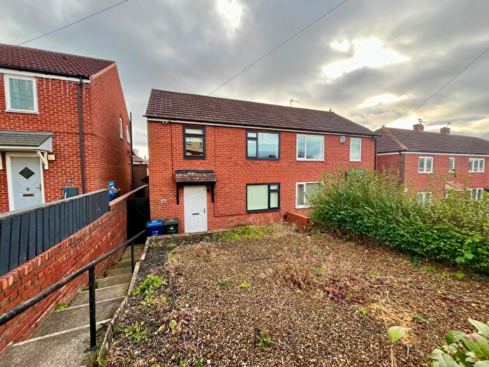 3 Bedroom Semi-Detached House To Rent In Southway, South West Denton, Newcastle Upon Tyne, NE15