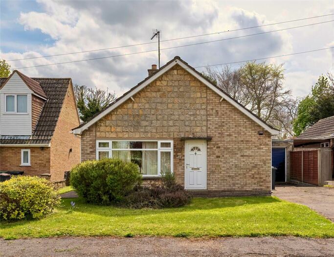 2 Bedroom Bungalow For Sale In Parkway, Nassington, Peterborough, PE8