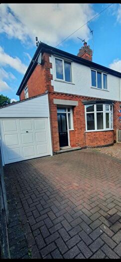 3 Bedroom Semi-Detached House To Rent In Alandene Avenue, Watnall, Nottingham, NG16