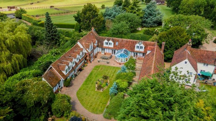 5 Bedroom Detached House To Rent In Drivers End, Codicote, Hitchin, Hertfordshire, SG4