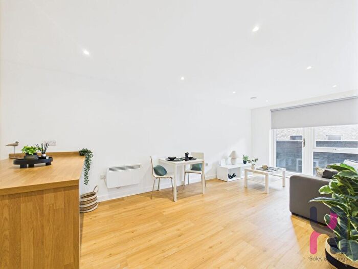 1 Bedroom Flat For Sale In Advent Way, Ancoats, M4