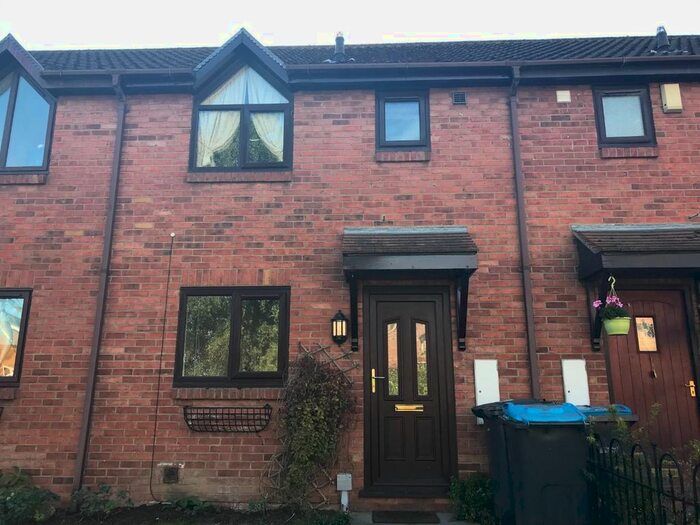 2 Bedroom Town House To Rent In Roedeer Cottages, Raskelf, York, YO61