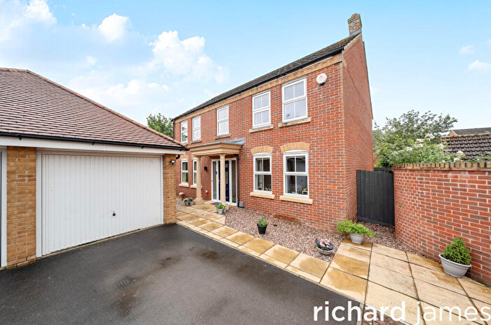 4 Bedroom Detached House For Sale In Kingdom Crescent, Redhouse, Swindon, SN25