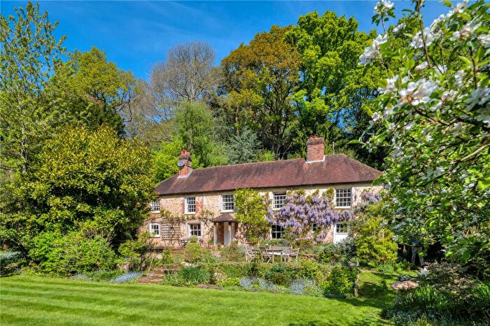 5 Bedroom Detached House For Sale In Fyning Lane, Rogate, Hampshire, GU31