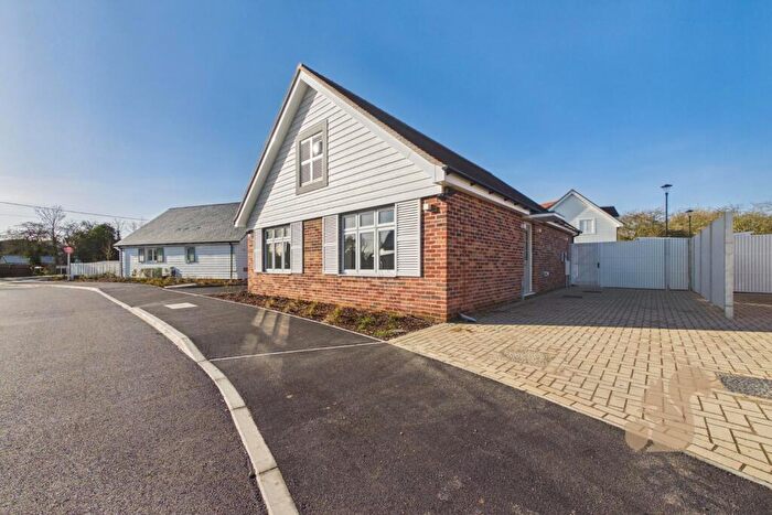 2 Bedroom Detached Bungalow For Sale In Salt Meadows, Tollesbury, CM9