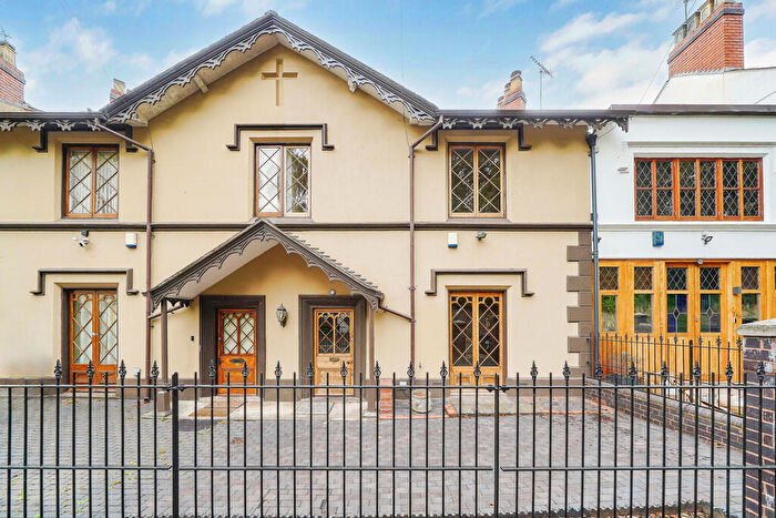 4 Bedroom Mews To Rent In Ryland Road, Edgbaston, B15