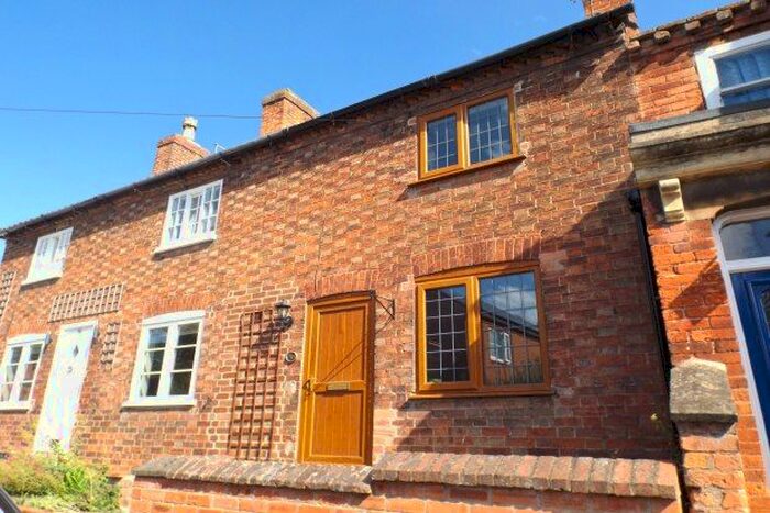 2 Bedroom Property To Rent In Kneeton Road, Nottingham, NG13