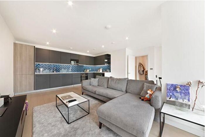 2 Bedroom Flat To Rent In Cassia Building, Shoreditch Exchange, Hoxton, E2