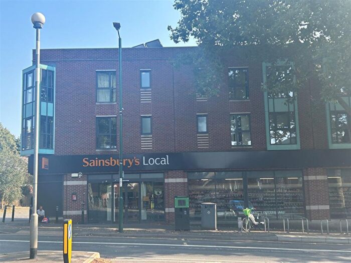 2 Bedroom Flat To Rent In Derby Road, Lenton, Nottingham, NG7