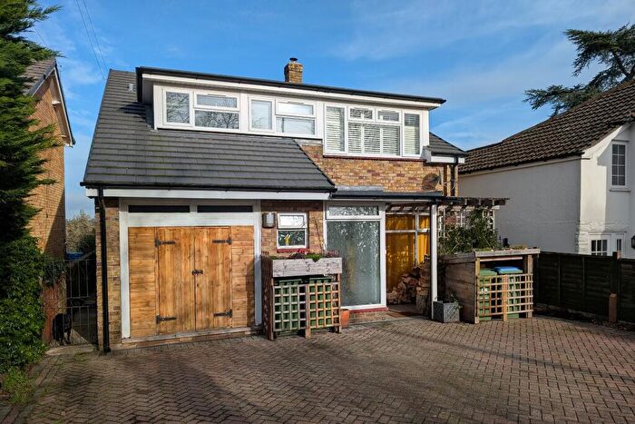 3 Bedroom Detached House For Sale In Kiln Road, Fareham, PO16