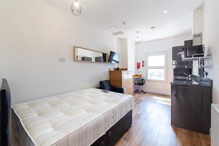Studio To Rent In £pppw - Osborne Terrace, Jesmond, NE2