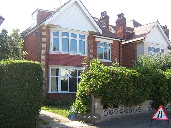 1 Bedroom Flat To Rent In Pinecliffe Avenue, Bournemouth, BH6