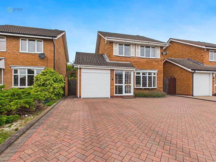 3 Bedroom Detached House For Sale In Anton Drive, Minworth, Sutton Coldfield, B76