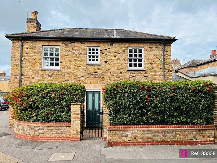 2 Bedroom Semi-Detached House For Sale In Alexandra Road, Windsor, SL4