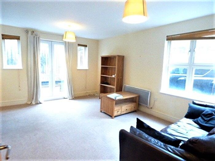 2 Bedroom Flat To Rent In Azure House, Buckfast Street, Shoreditch, E2