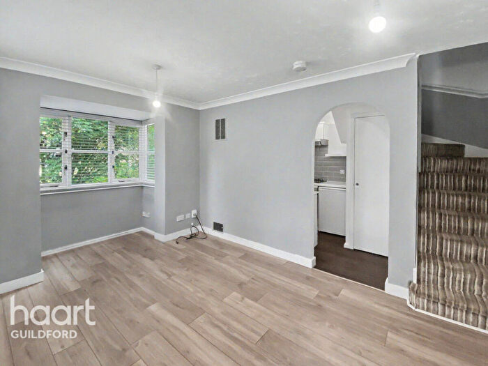 1 Bedroom Terraced House For Sale In Devoil Close, Guildford, GU4