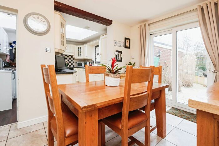 4 Bedroom Detached House For Sale In Wasperton Close, Birmingham, West Midlands, B36