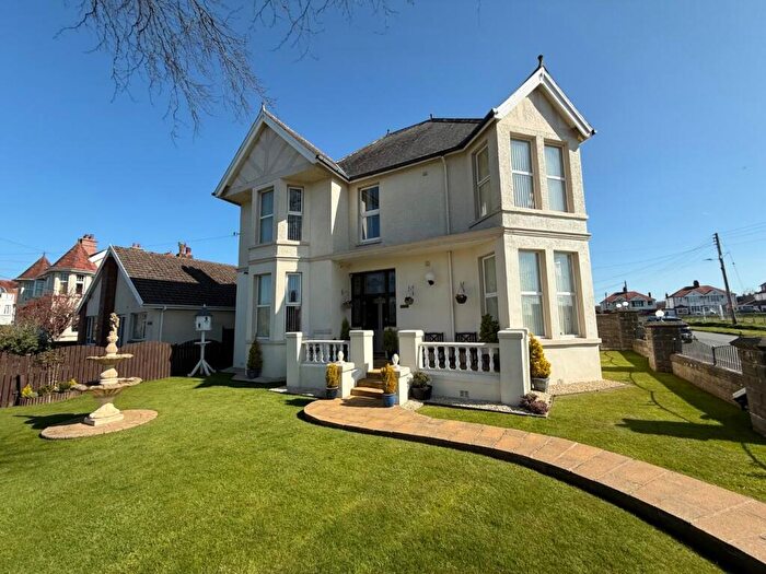 7 Bedroom Detached House For Sale In Park Avenue, Cardigan, SA43
