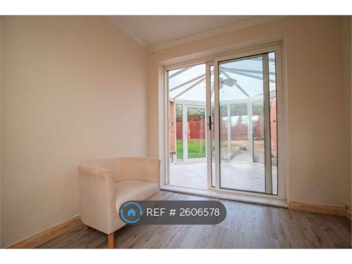 3 Bedroom Detached House To Rent In Drayton Way, Dawley, Telford, TF4