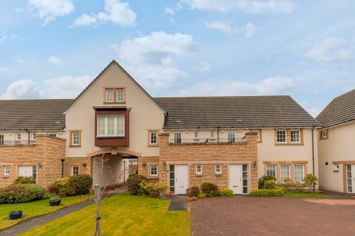 3 Bedroom Terraced House For Sale In Craigerne Drive, Peebles, EH45