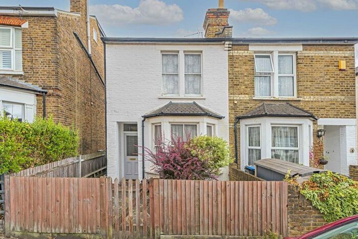 2 Bedroom Property To Rent In Canbury Park Road, Kingston Upon Thames, KT2