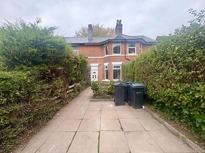 2 Bedroom House To Rent In Poplar Avenue, Erdington, B23