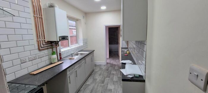 4 Bedroom Terraced House To Rent In Willow Brook Road, Leicester, LE5