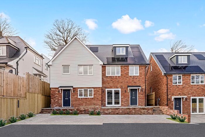 4 Bedroom Semi-Detached House For Sale In Parkers Courtyard, Western Road, RH16