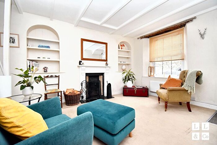2 Bedroom Terraced House To Rent In Treluswell Cottages, Penryn, TR10