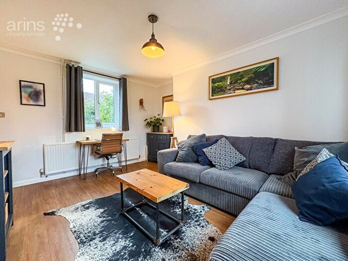 2 Bedroom Terraced House For Sale In Hill Road, Arborfield, RG2